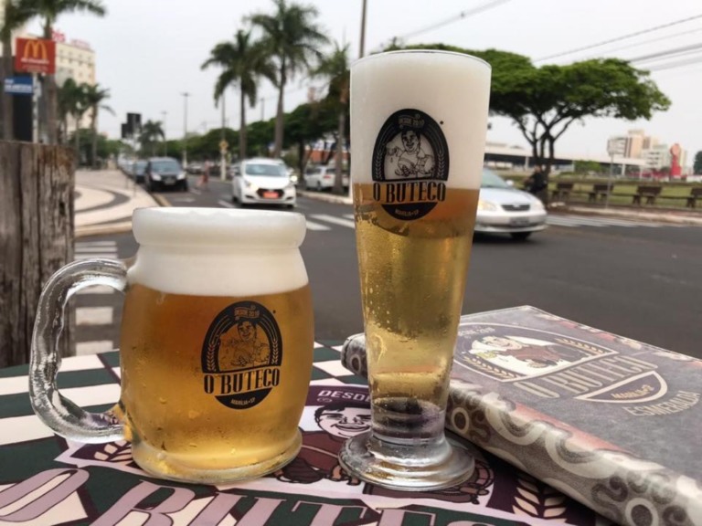 Novos pratos, clássicos de sucesso – O Buteco Esmeralda amplia cardápio e sabores na retomada