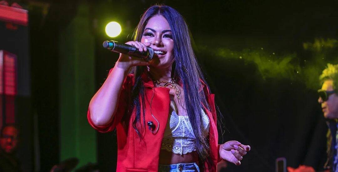 Cantora da banda Calcinha Preta continua na UTI, boletim médico é divulgado. Foto: Reprodução/Instagram