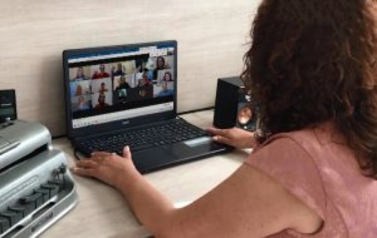 Estado abre novas vagas em cursos gratuitos de Libras para adultos