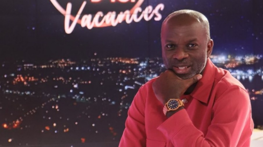 Apresentador é suspenso após exibir 'simulação de estupro' em programa de TV
