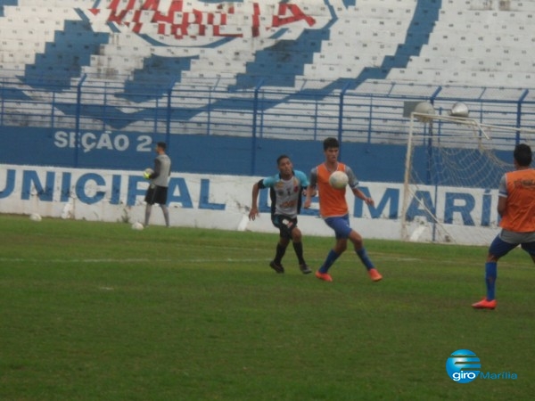 Jogadores da equipe sub-20 do Marília que participaram do amistoso desta quarta-feira diante do Flamengo de Pirajuí – Divulgação