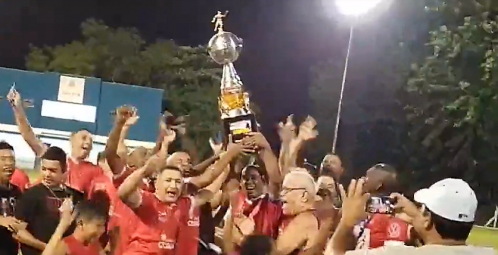 Grenom fatura Copa Super Master do futebol varzeano de Marília