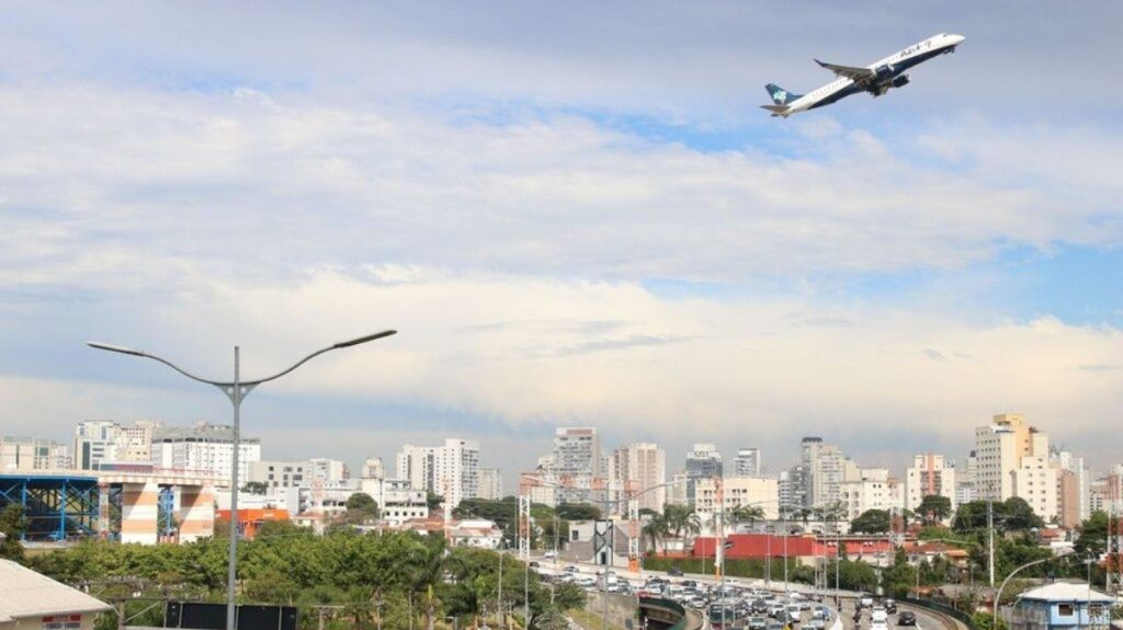 Paralisação de caminheiros deve prejudicar setor aéreo, alerta Abear