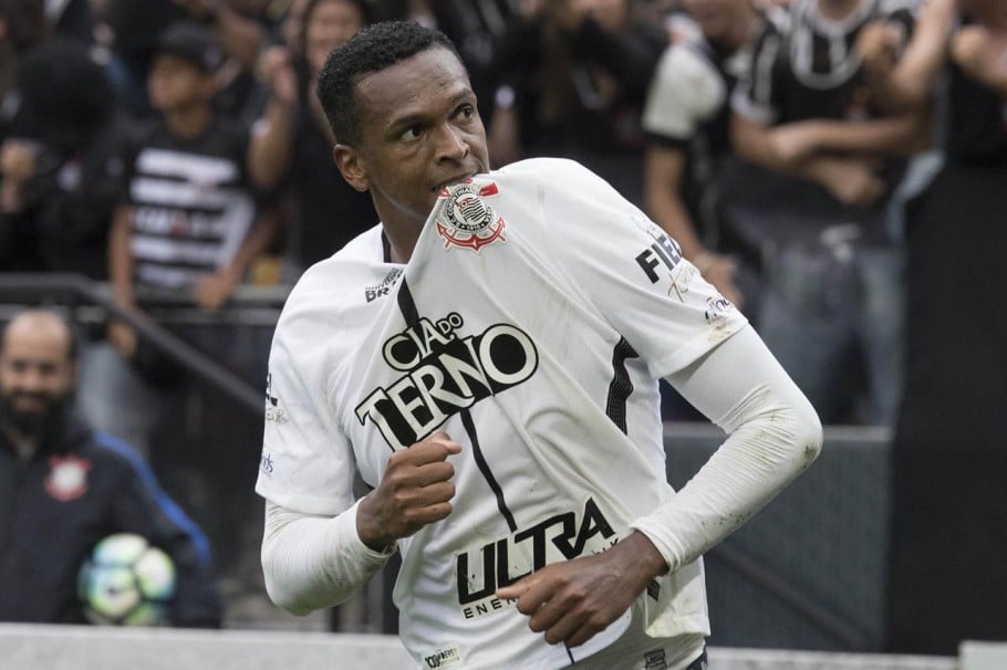 Pelo Corinthians, Jô foi artilheiro e melhor jogador do Campeonato Brasileiro em 2017