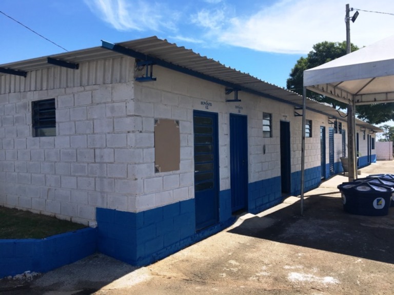 Prefeitura inaugura "bloco de manutenção" no cemitério