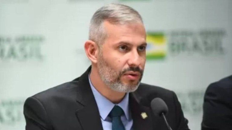 MEC: governo libera R$ 460 milhões, mas valor ainda é insuficiente