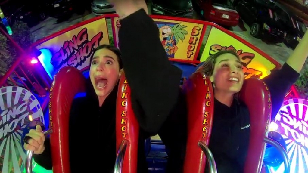 Vídeo: Bruna Marquezine e Sasha curtem brinquedo radical em Orlando