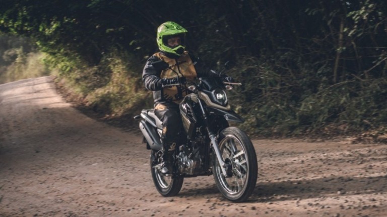 Andamos na nova Yamaha Crosser 2023