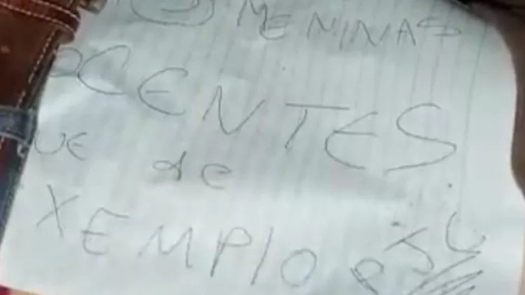 Mortes no Paraguai: criminosos espalham bilhetes para tentar despistar polícia Mortes no Paraguai: criminosos espalham bilhetes para tentar despistar polícia