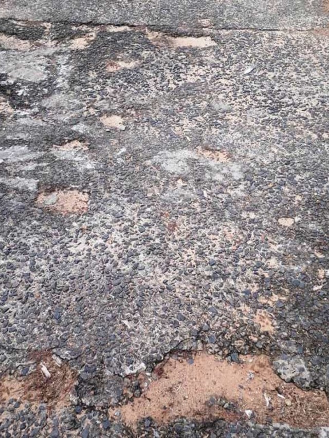 Após acidente, Daniel manda reformar calçada de Emei e faz balanço de obras