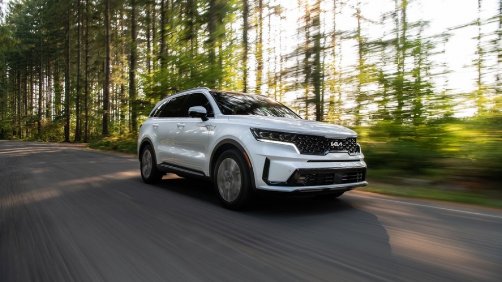 Kia Sorento 2022 ganha novo logo da marca antes de chegar aos EUA