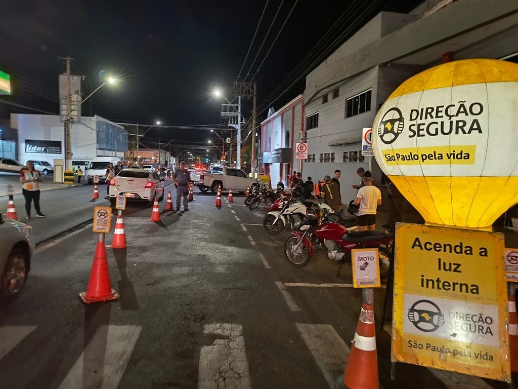 Operação no trânsito de Marília tem 810 pré-testes e 24 multas