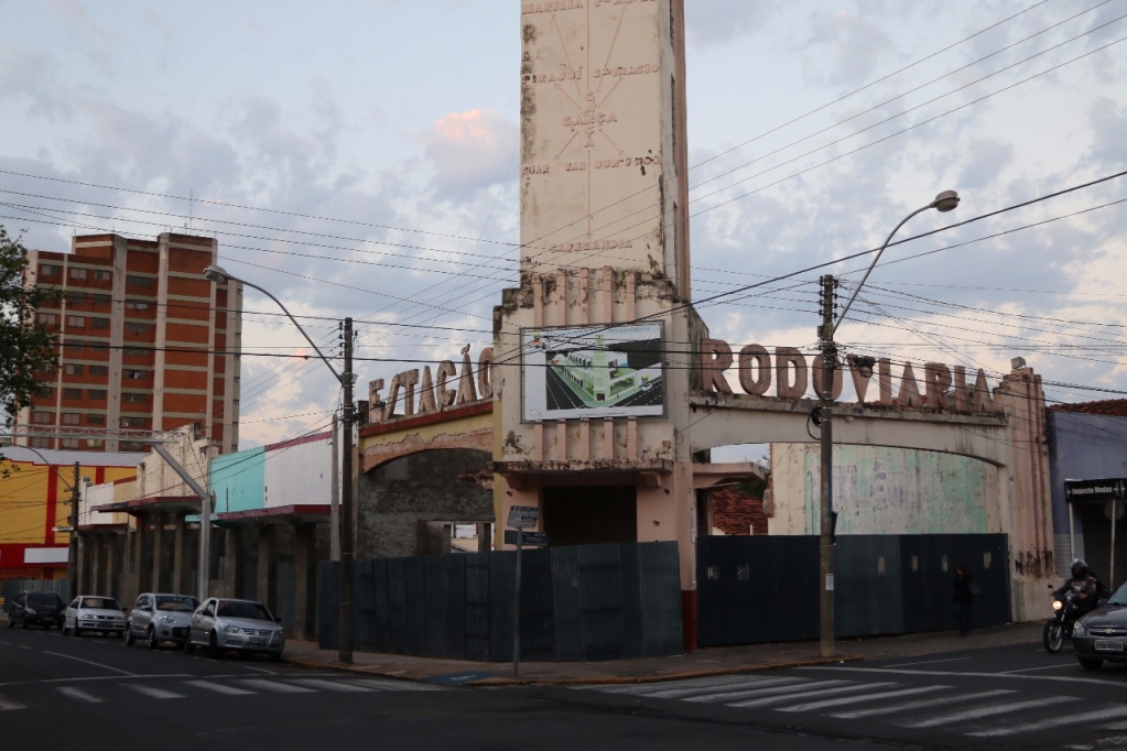 Garça aprova venda de área da antiga rodoviária e cria polêmica