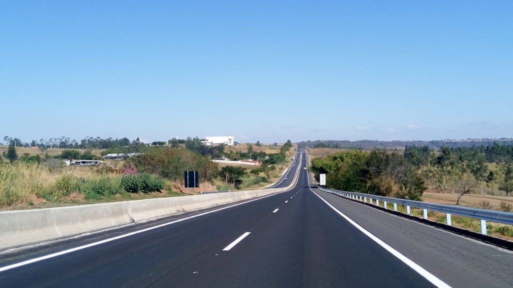 Obras na SP-333 entram em fase final; pedágios aguardam autorização