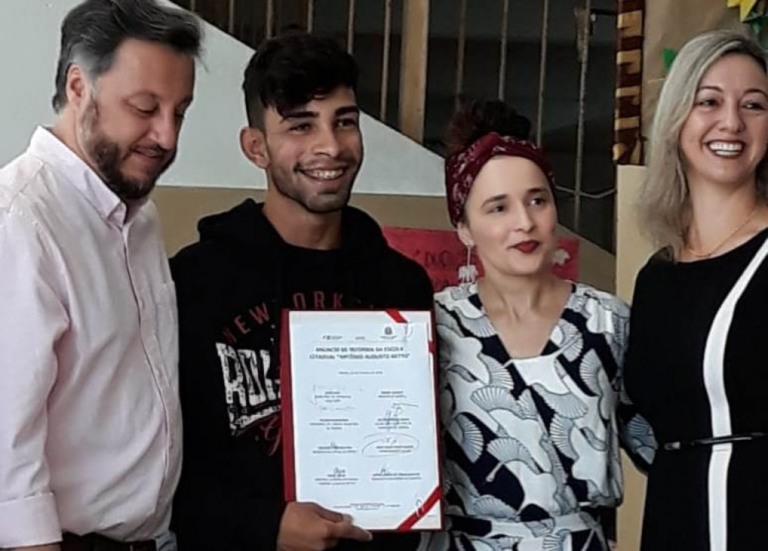 Secretário libera obra e promete solução para bloqueio em escola de Marília