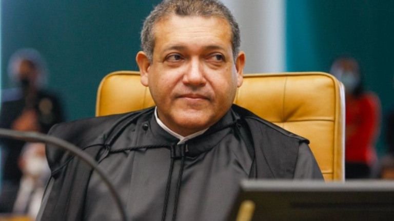Nunes Marques arquiva investigação contra Bolsonaro; saiba o motivo