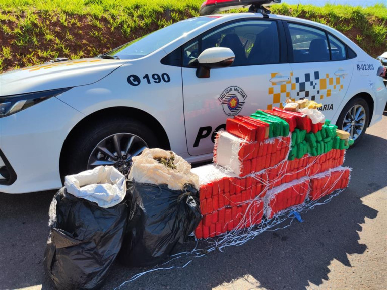 Polícia apreende maconha após perseguição e prisão em Santa Cruz