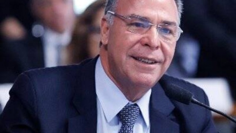 Bezerra rebate estados e prevê impacto de R$ 53 bi com teto do ICMS
