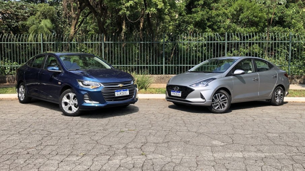 Chevrolet Onix Plus Premier e Hyundai HB20S Platinum travam briga acirrada