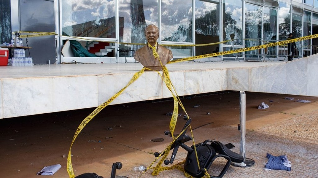Planalto divulga vídeo que reconta terrorismo e repercussões no DF