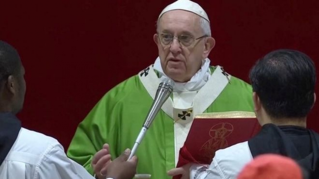 Papa Francisco diz que mundo precisa de vacina para o coração