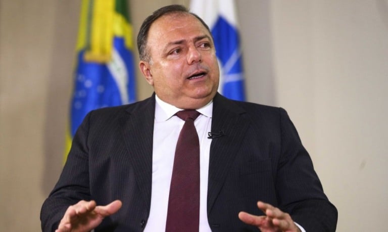 Ministro prevê envio simultâneo de vacinas para todos estados em janeiro