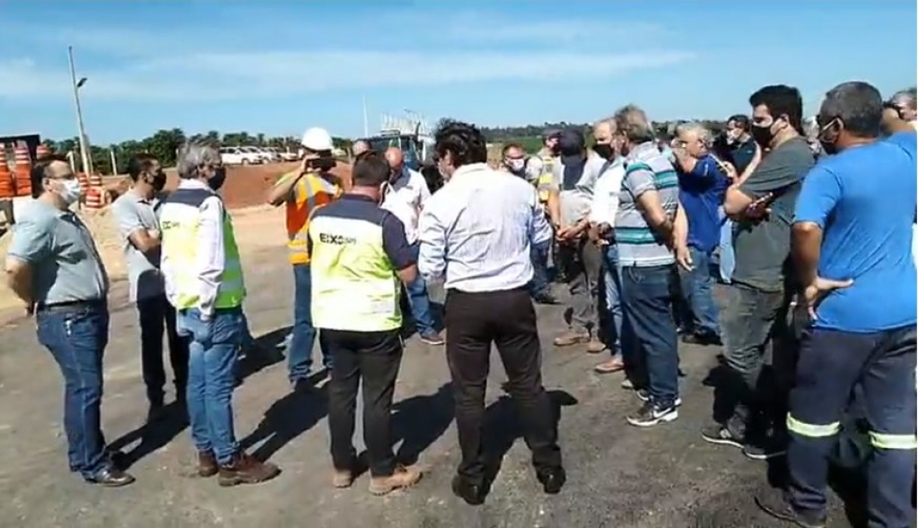 Obra de pedágio em Garça tem calotes, protestos e discussão judicial