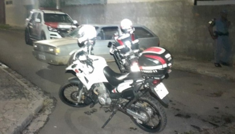 Autônomo é preso por furto de carro após perseguição na zona sul