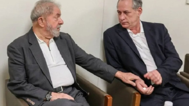 Ciro cumprimenta Lula após vitória: 'Cumprindo o dever democrático'