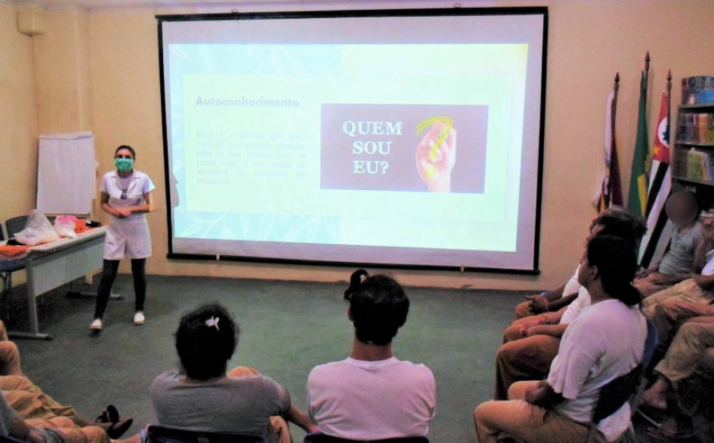 Presídio promove ações de inclusão e saúde para público LGBT na região Presídio promove ações de inclusão e saúde para público LGBT na região