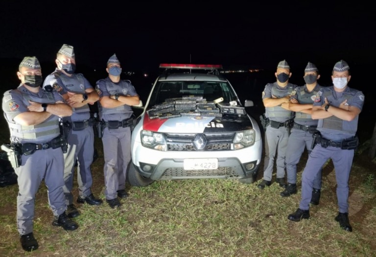 Denúncia anônima revela 22kg de maconha em tonel na zona norte de Marília