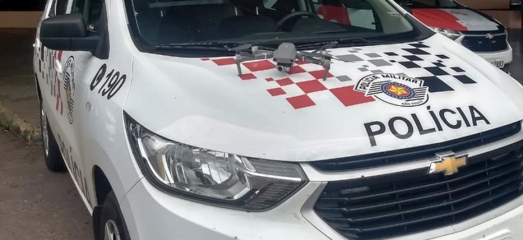 PM prende um foragido de saidinha e um acusado de furto em loja de Marília