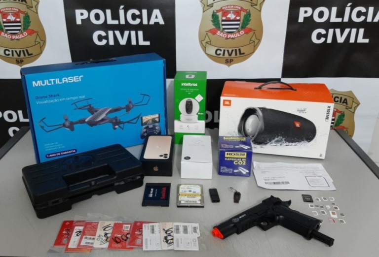 Policia apreendeu equipamentos na casa do adolescente – Divulgação