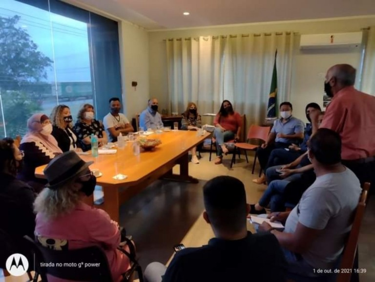 Curso de língua portuguesa orienta imigrantes para inclusão social em Marília