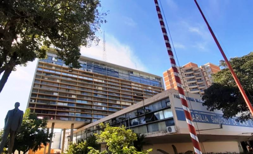 Prefeitura vai compensar horas e regulamenta gastos com servidores na quarentena