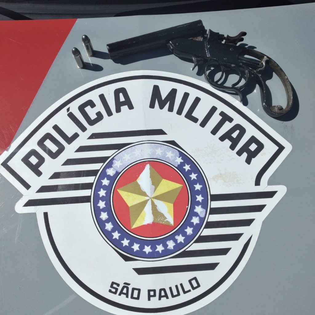 Polícia Militar prende homem acusado de homicídio em Garça Polícia Militar prende homem acusado de homicídio em Garça