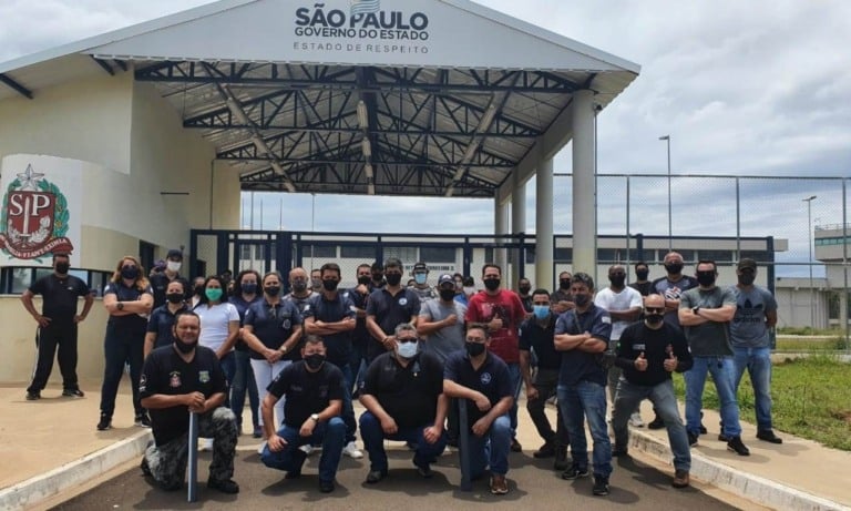 Protesto cobra inauguração de presídios em Gália; obras foram concluídas