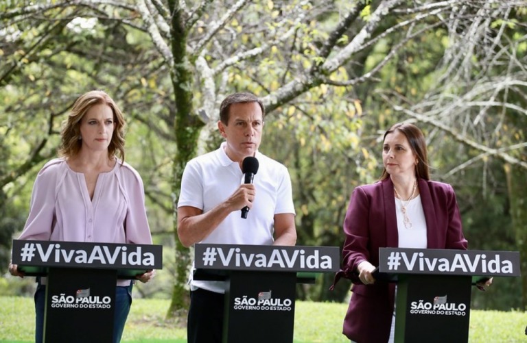 Estado revoga exigência de máscara em ambientes fechados; veja regras