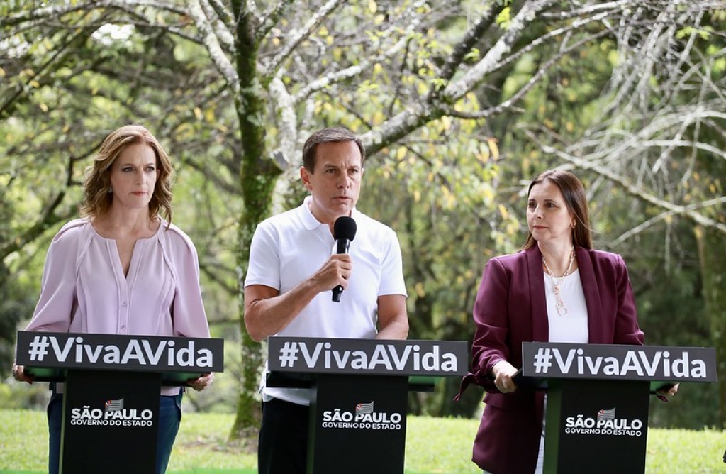 Estado revoga exigência de máscara em ambientes fechados; veja regras