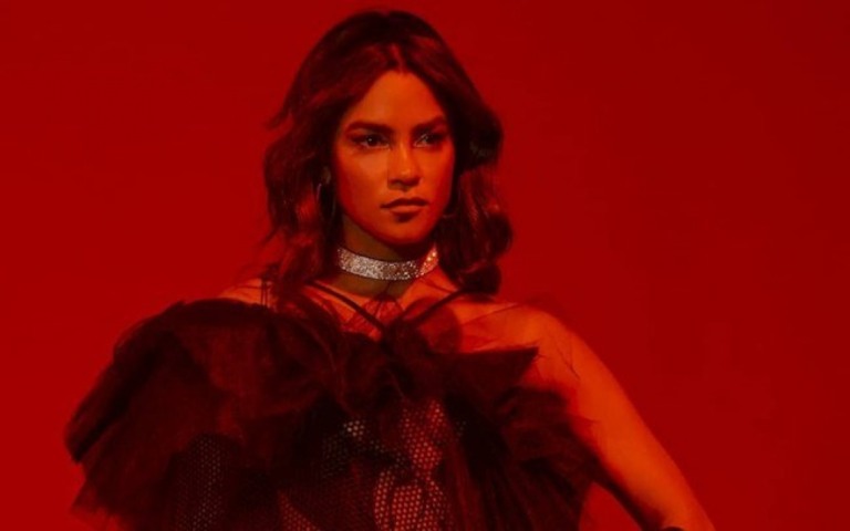 Lucy Alves lança seu novo álbum "Perigosíssima"