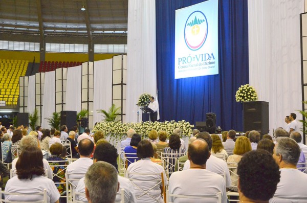 Encontro do Pró-Vida reuniu 2.000 pessoas