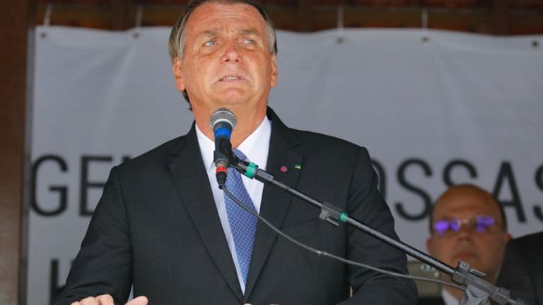 Bolsonaro diz que Petrobras vai 'achar seu rumo' com Paes de Andrade