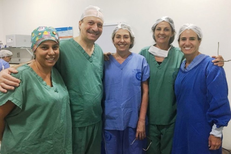 Médicos fazem implante ósseo e recuperam audição de paciente em Marília