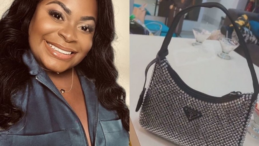 Jojo Todynho se choca ao ganhar bolsa de R$ 11 mil de Danilo Faro Jojo Todynho se choca ao ganhar bolsa de R$ 11 mil de Danilo Faro
