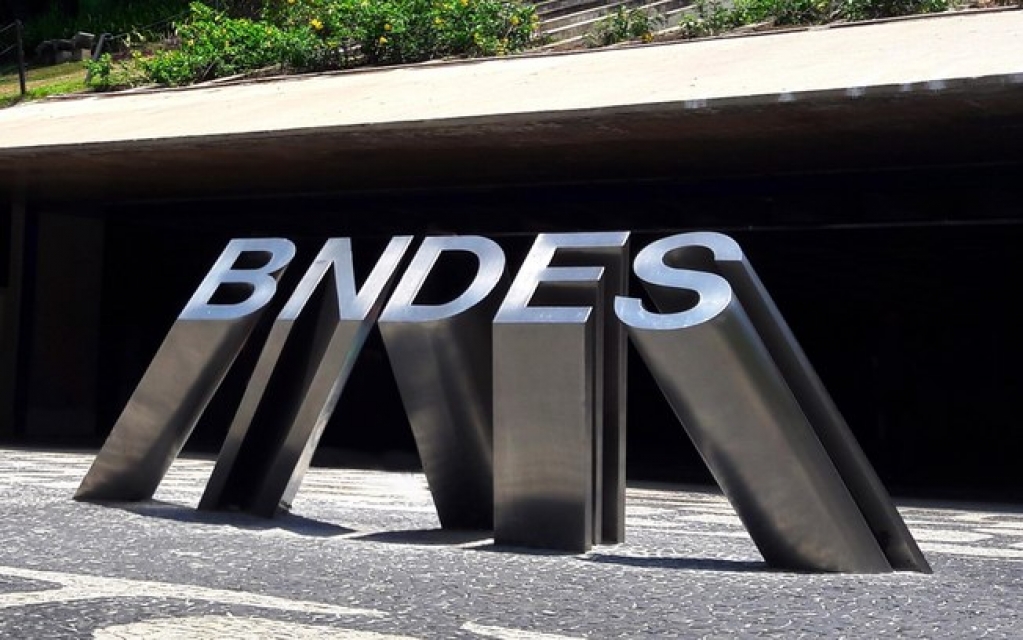 BNDES quer coletar R$ 100 milhões para financiar projeto de combate à Covid-19