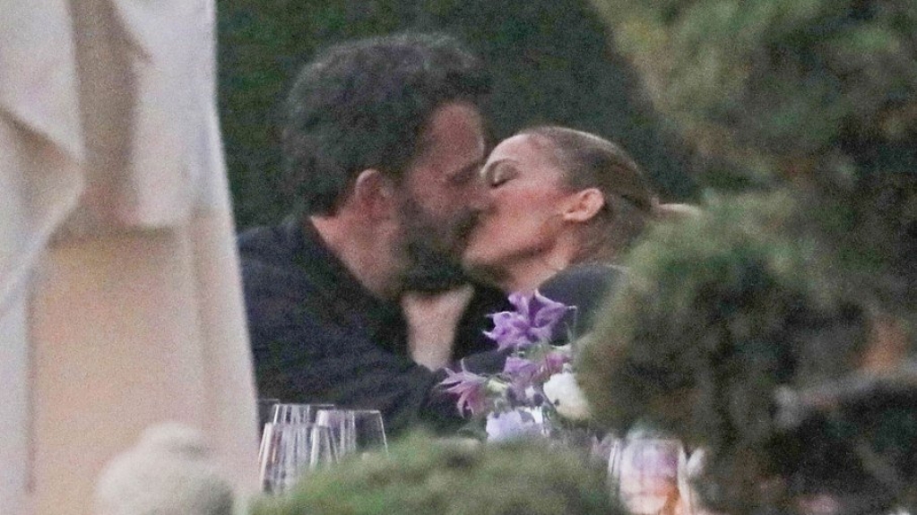 Jennifer Lopez e Ben Affleck irão se casar logo, diz jornalista Jennifer Lopez e Ben Affleck irão se casar logo, diz jornalista