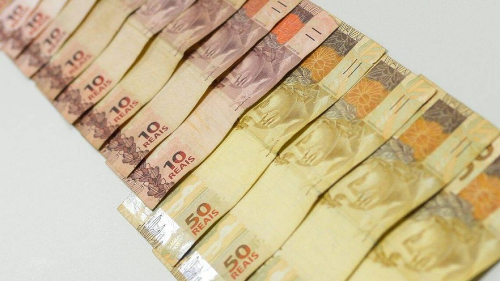 Arrecadação federal bate recorde em setembro e chega a R$ 166,3 bi