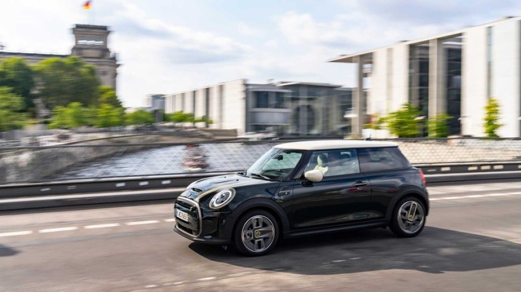 Mini oferece série limitada a 30 unidades do Cooper elétrico no Brasil