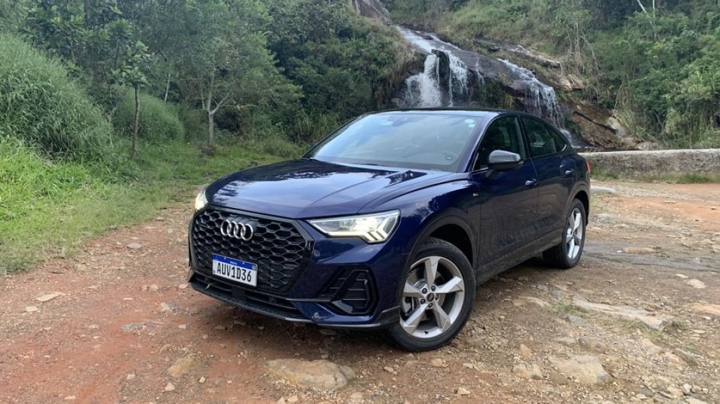 Novo Audi Q3 Sportback tem espaço de SUV e alma de esportivo