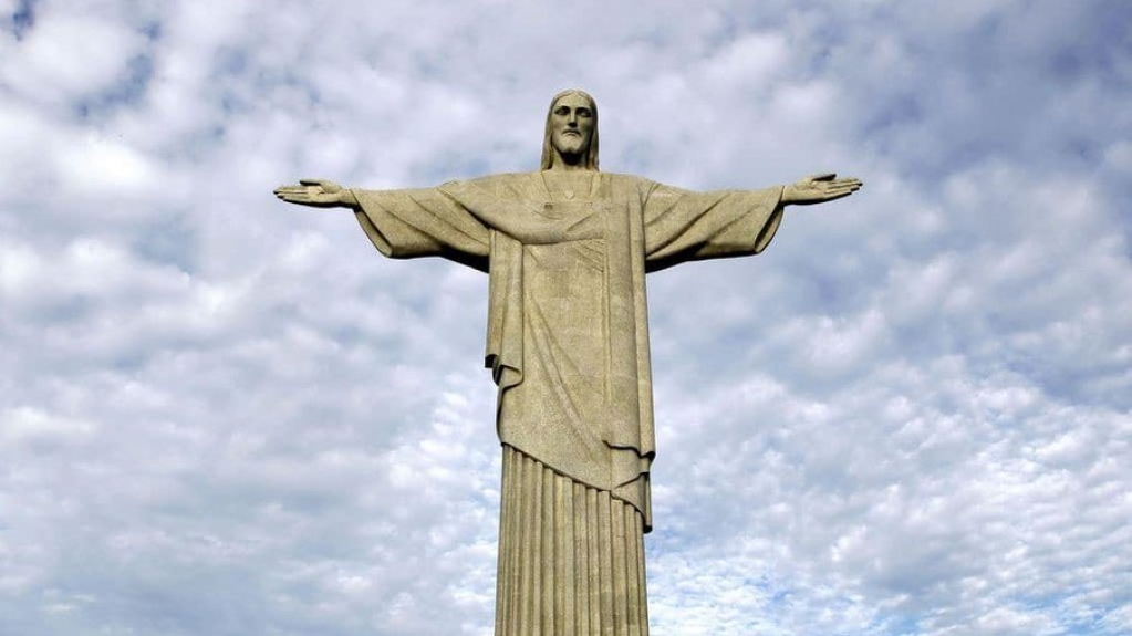 Covid: Rio deverá liberar o uso de máscara em locais abertos na semana que vem Covid: Rio deverá liberar o uso de máscara em locais abertos na semana que vem